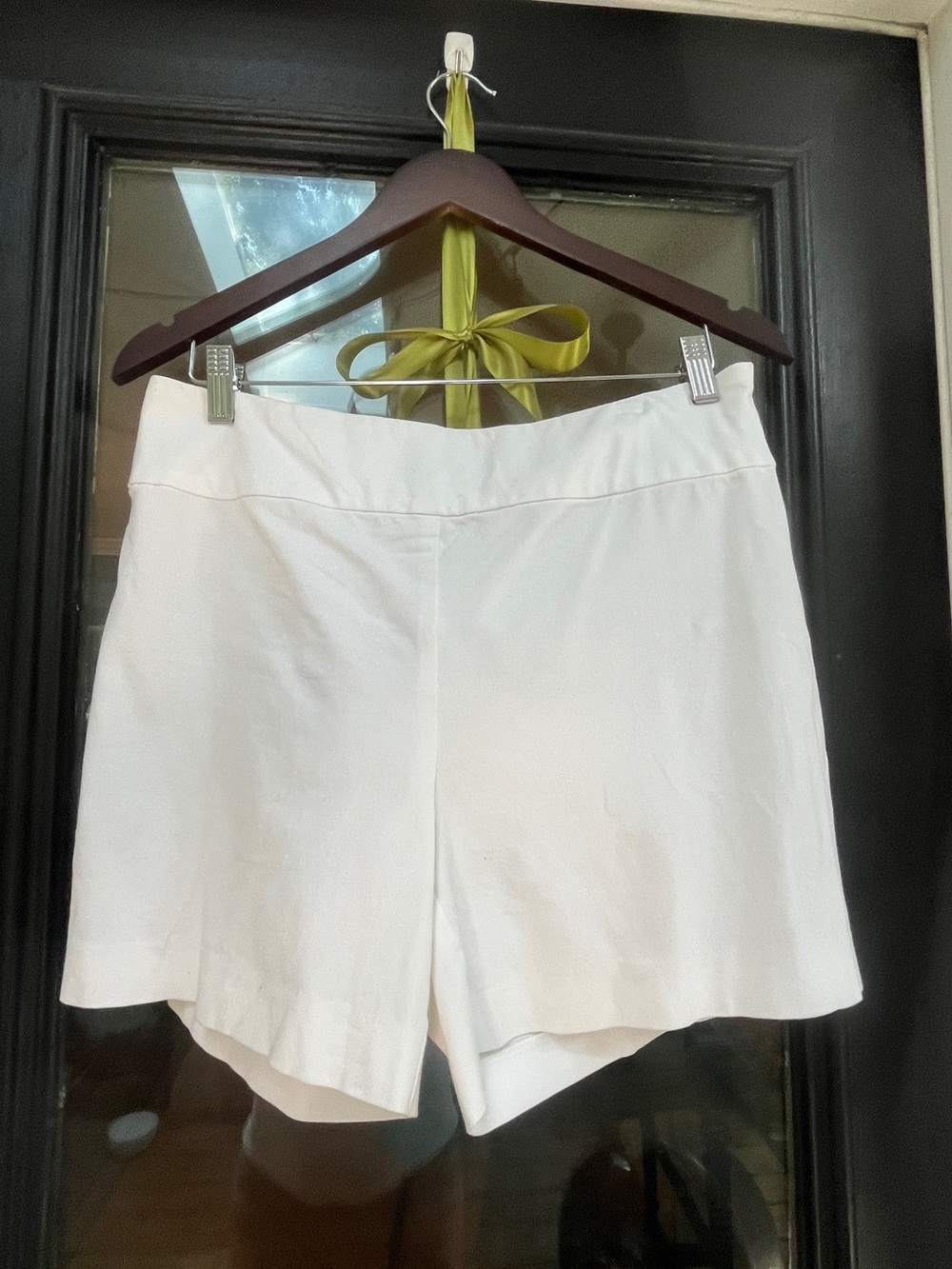 Boston Proper Women’s White High-Waist Tailored Shorts